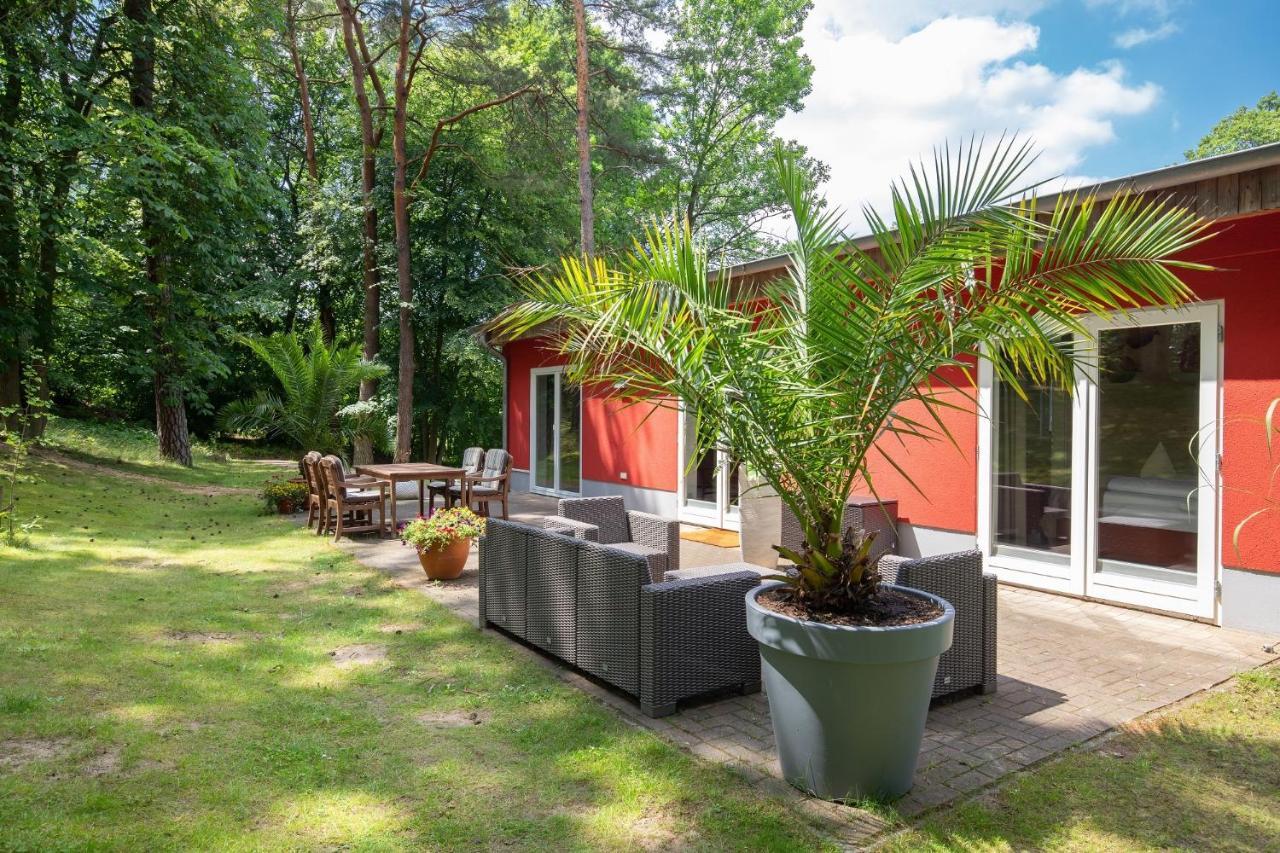 Seehotel Lindenhof Lychen Exterior photo