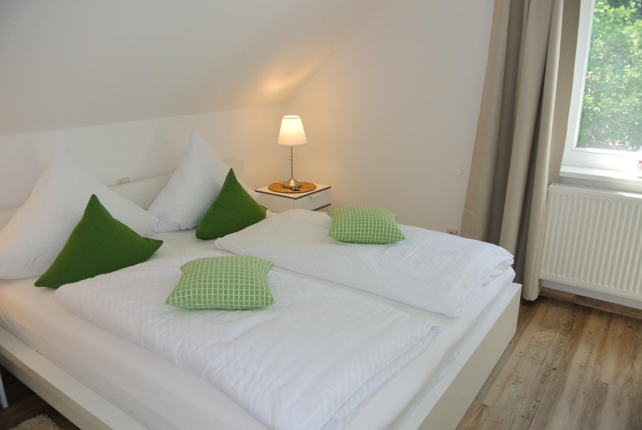Seehotel Lindenhof Lychen Exterior photo